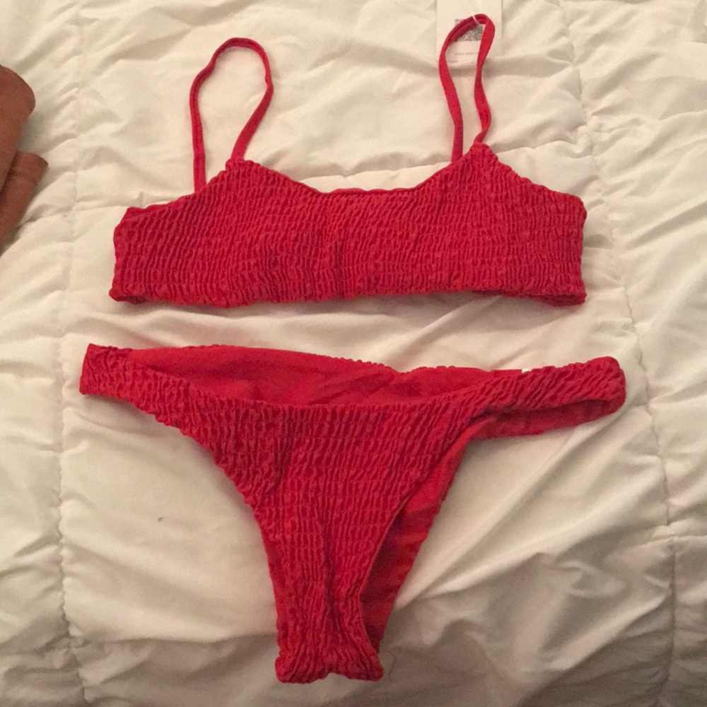 Bathing suit